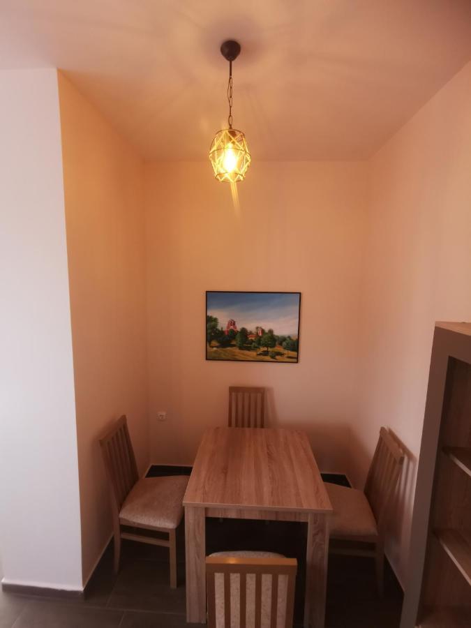 Crown Apartments Skopje Eksteriør billede