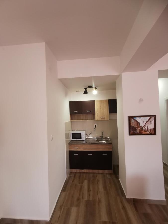 Crown Apartments Skopje Eksteriør billede