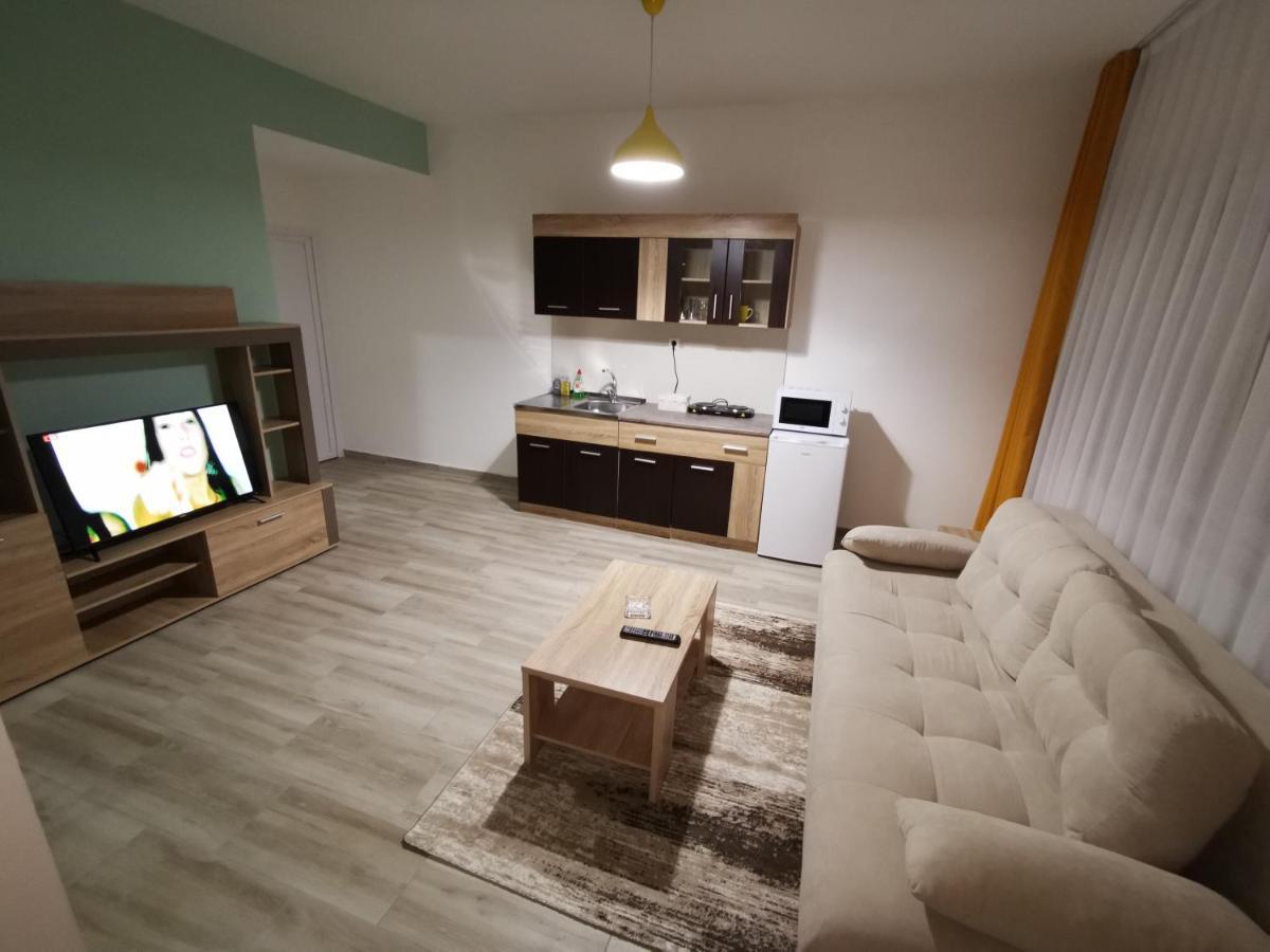 Crown Apartments Skopje Eksteriør billede
